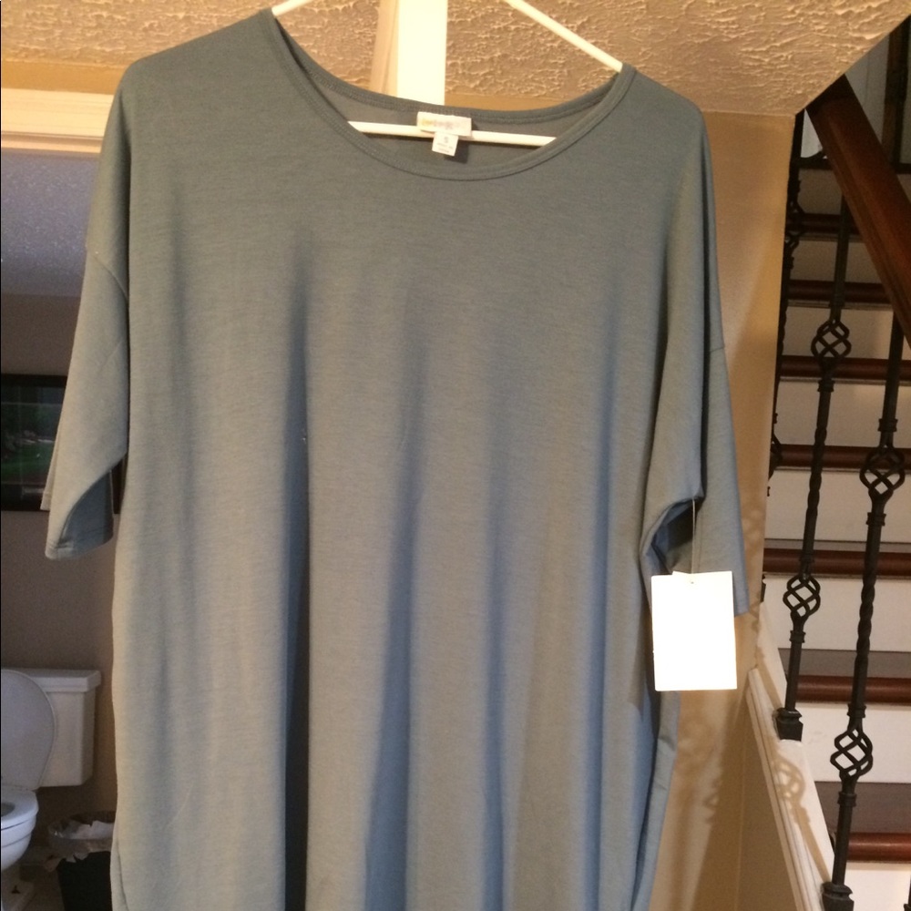 Lularoe Irma NWT size small